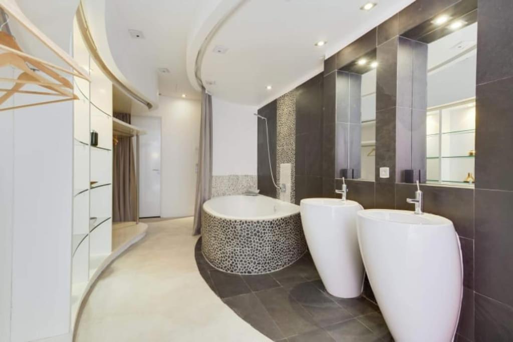 Magnifique Appartement Parisien - Marais מראה חיצוני תמונה